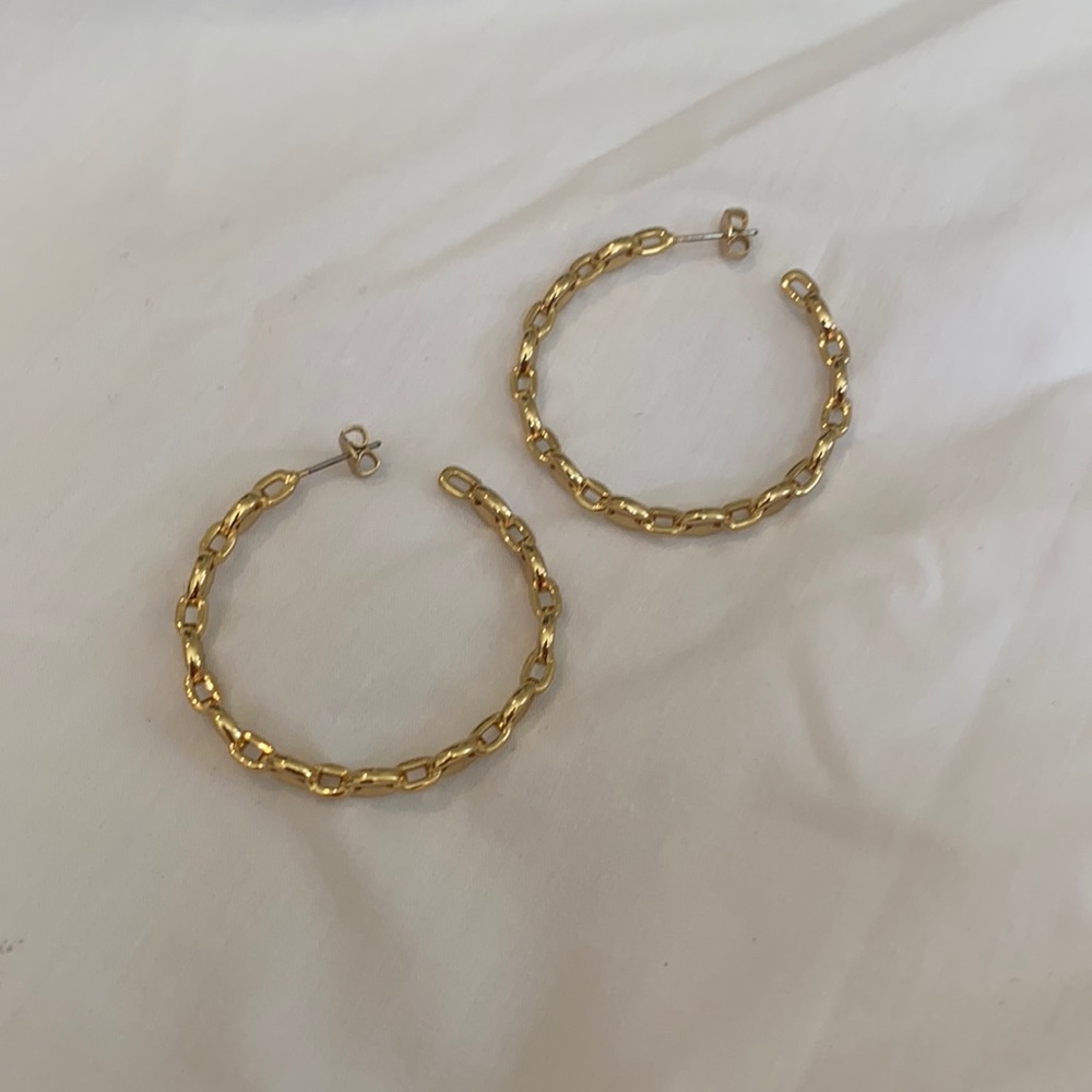 Five and two gold hoops